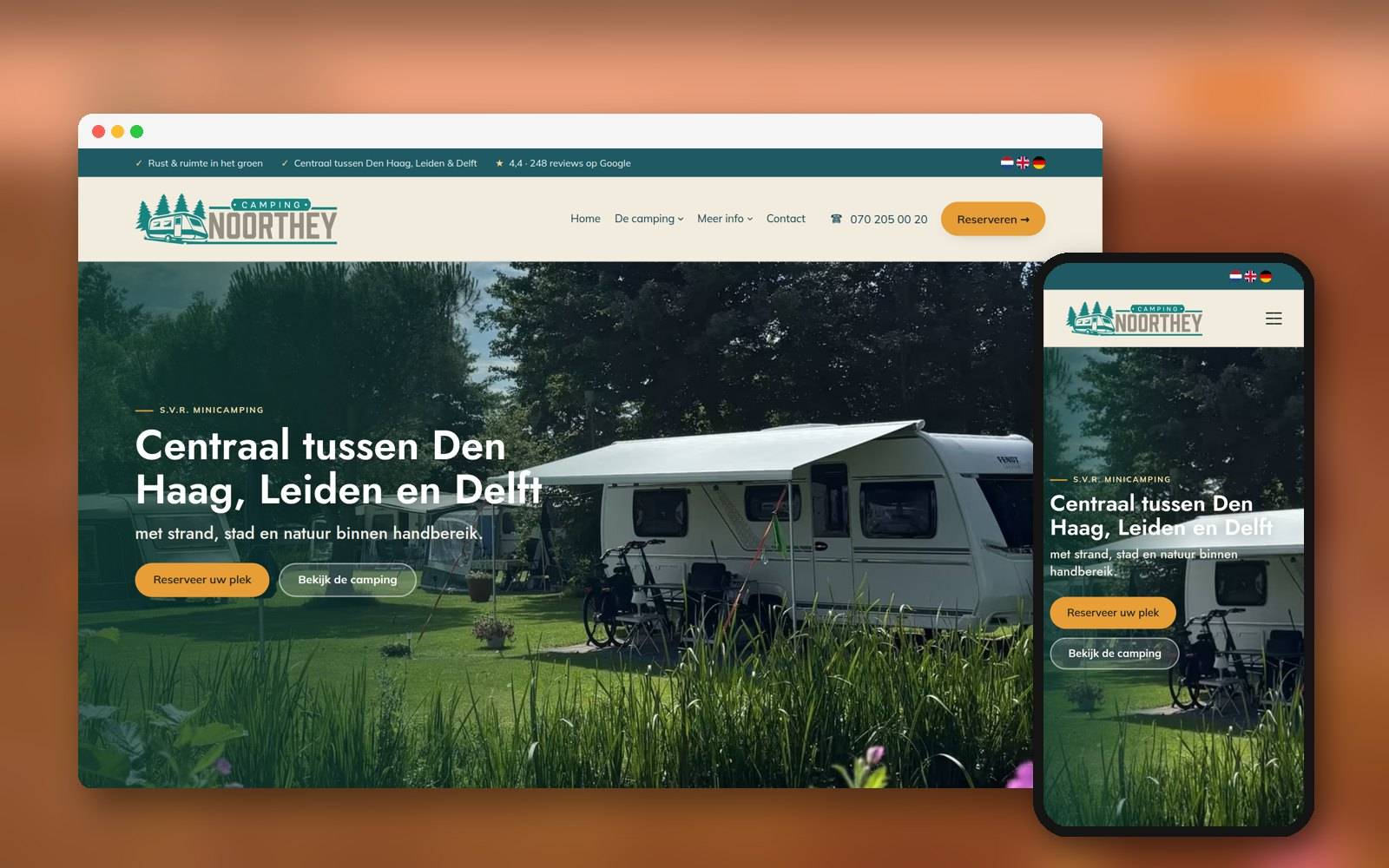 Website van Camping Noorthey op laptop en telefoon